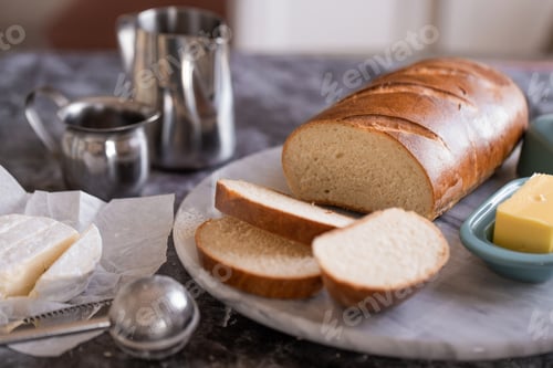 Preview: Baguette sliced with brie cheese