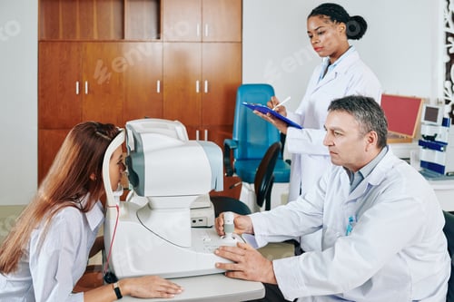 Preview: In office of ophthalmologist