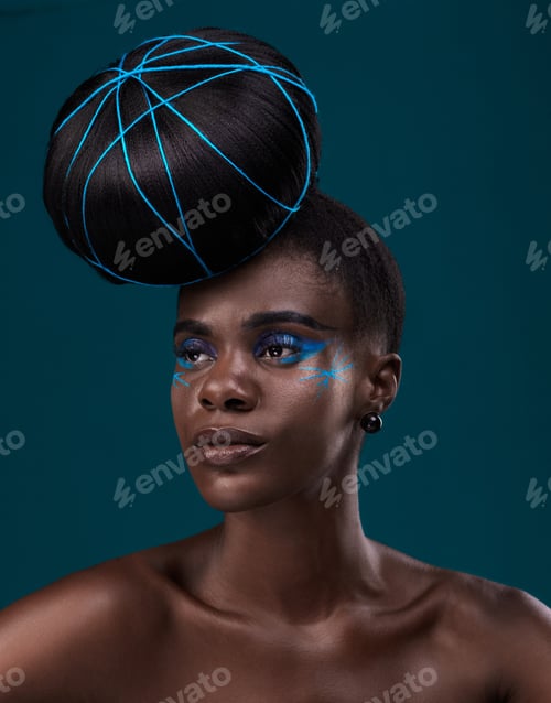 Preview: Her makeup game is strong