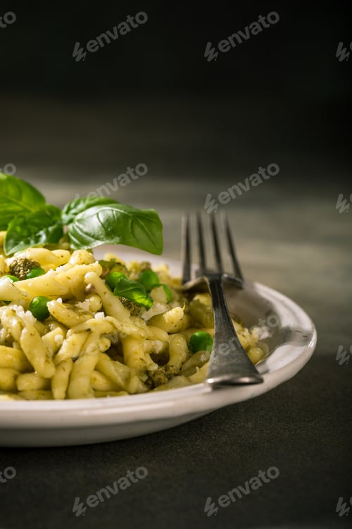 Preview: Homemade pasta trofie