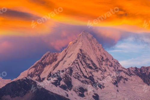 Preview: Cordillera