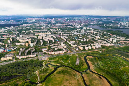 Preview: View from the height of the houses and loshitsky Park in a residential area of Minsk, spring