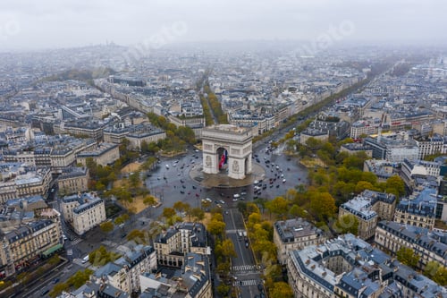 Preview: Aerial view of Arc de Triomphe, Paris
