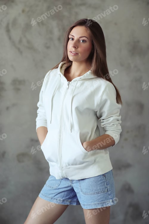 Preview: Woman