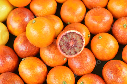 Preview: Red oranges of Sicily on the market