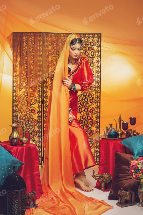 Preview: beautiful arabic style bride in ethnic clothes