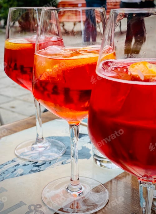 Preview: Line up of Spritz cocktails, Venice, Italy.