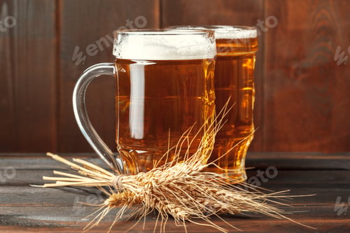 Preview: Glass beer on wood background