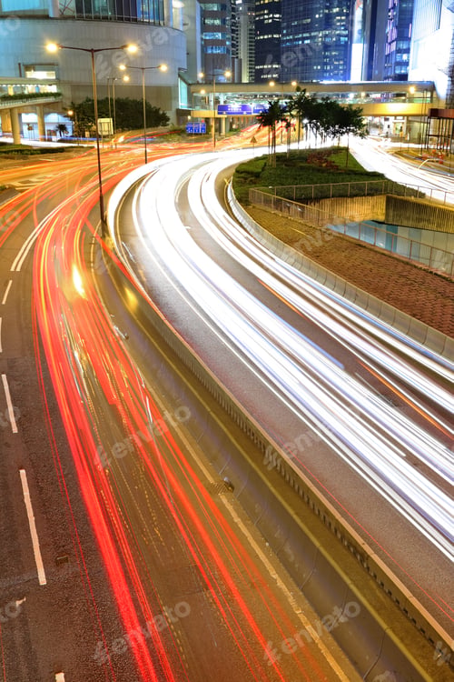 Preview: traffic trought downtown at night