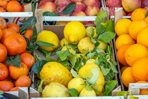 Preview: Citrus fruits in boxes