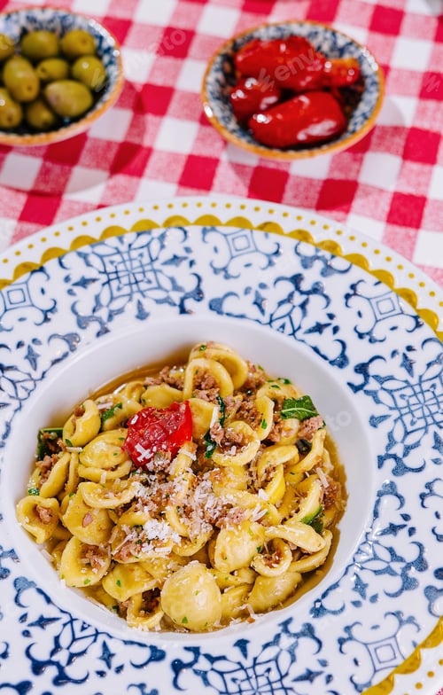 Preview: Italian Tuna conchiglie pasta top view