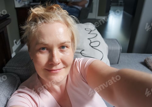 Preview: 😚Selfie
Nominated!😘