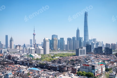 Preview: shanghai yuyuan garden and pudong skyline