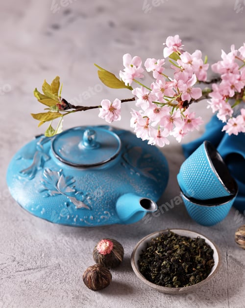 Preview: traditional tea ceremony teapot on the table