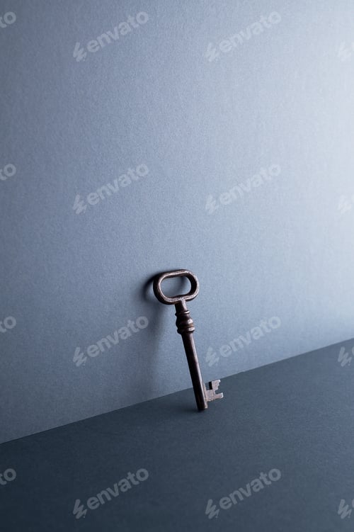 Preview: Vintage Key