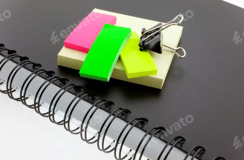 Preview: personal organizer, post-its and steel clip