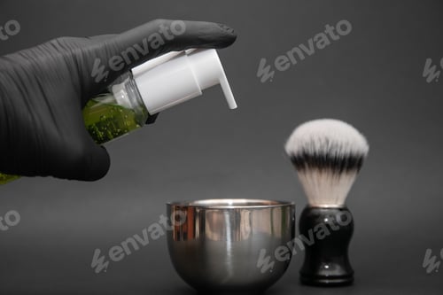Preview: Shaving Supplies: Brush, Cream and Silver Bowl