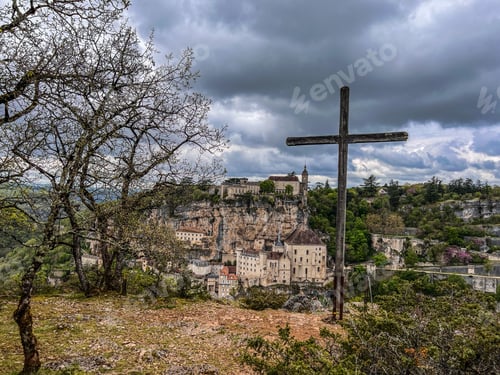 Preview: Beautiful village of Rocamadour in Lot department, southwest France