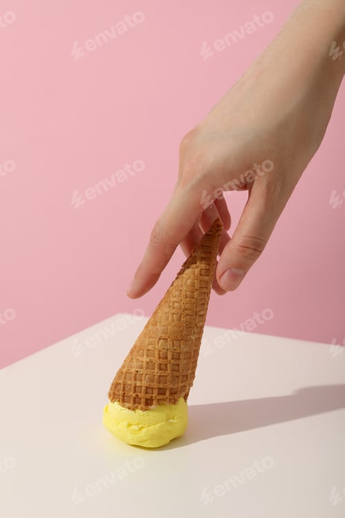 Preview: Melon flavored ice cream on a pink background