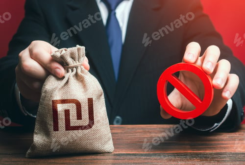 Preview: Man refuses to give out israeli shekel money bag