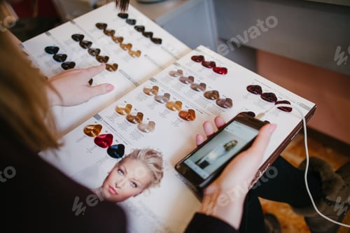 Preview: Girl choosing new hair colour from color chart