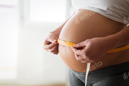 Preview: Beautiful belly during pregnancy