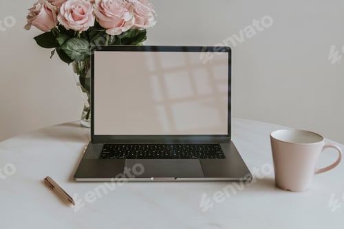 Preview: Blank laptop screen