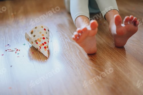 Preview: little girl birthday morning confetti
