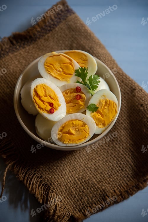 Preview: Sliced boiled eggs