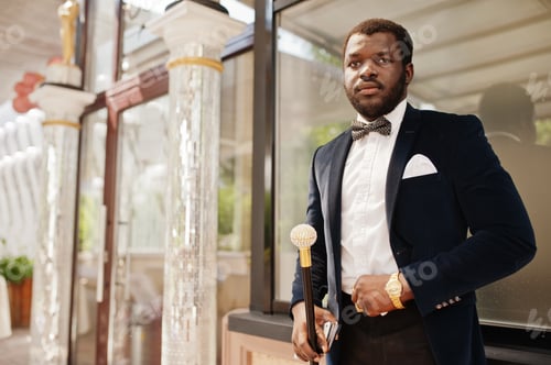 Preview: African american in formal wear