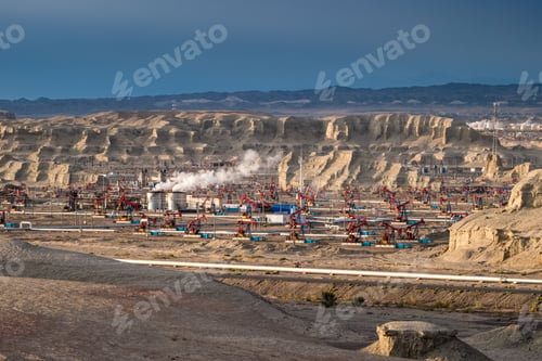 Preview: oil field and wind erosion landform