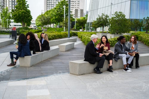 Preview: Workgroup at lunch break in financial district