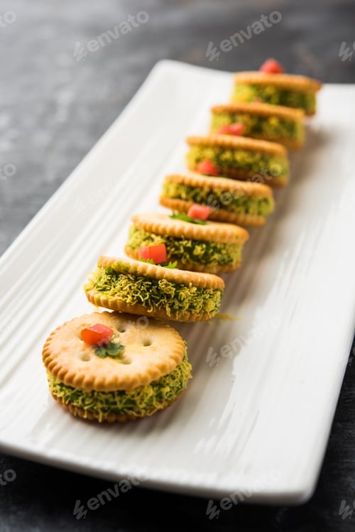 Preview: Biscuit chat or sandwich is a starter recipe from India