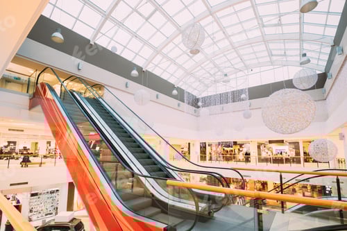 Preview: Escalator In Modern Shopping Mall Shopping Centre