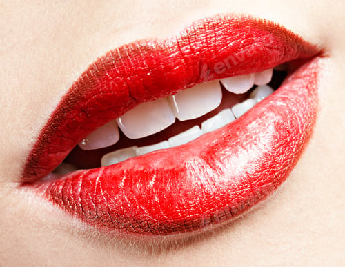 Preview: Close Up Of Girl'S Lips Zone Make Up