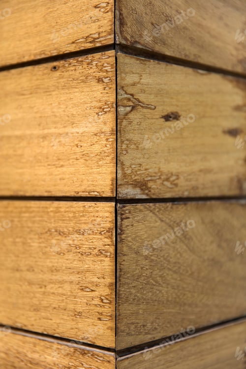 Preview: Wooden plank corner