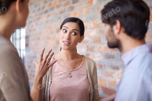 Preview: Explaining her brilliant business ideas