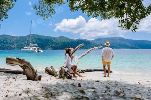 Preview: Koh Lipe Island Southern Thailand with turqouse colored ocean and white sandy beach at Ko Lipe