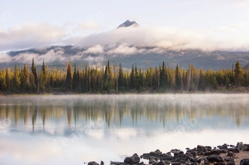 Preview: Lake in Oregon