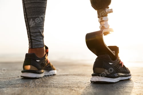 Preview: Close up back view of disabled athlete woman