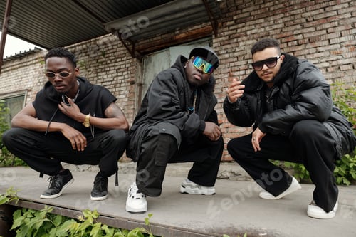 Preview: Posing Urban Fashion Trio Wearing Sunglasses