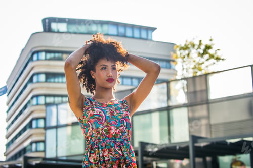 Preview: Beautiful afro-american girl