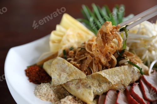 Preview: Local Thai Food Padthai Fried Noodle