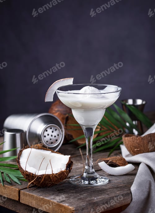 Preview: Coconut Margarita cocktail with ice cream