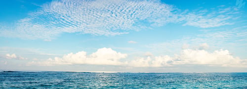 Preview: banner of calm blue sea and sky