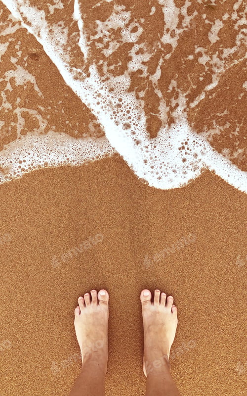Preview: Waves of sandy beach background