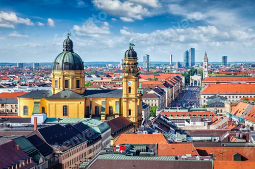 Preview: Aerial view of Munich