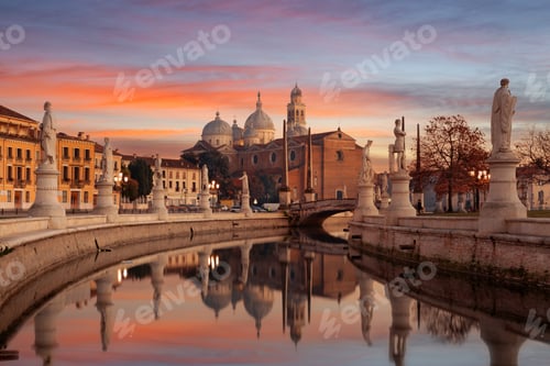 Preview: Padua, Italy at Prato della Valle