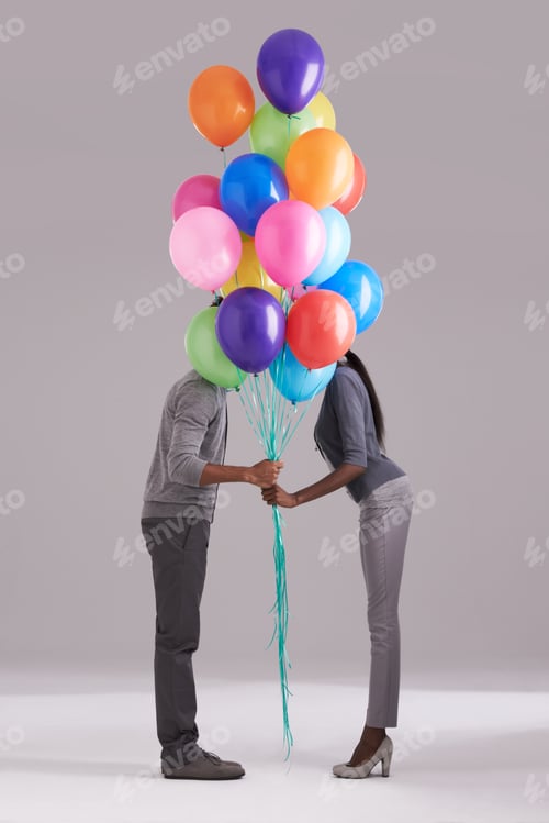Preview: Stealing a kiss behind the balloons