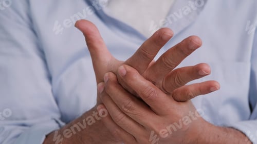 Preview: An Asian man has tingling and numbness in his hand which causes beriberi.